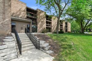 Villa Du Cour 3635 N Tucker Pl 203 in Milwaukee wi. List Price: $134,900