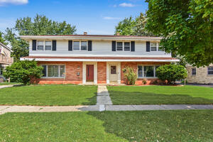 5111  Maplewood Dr in Greendale wi. List Price: $489,900