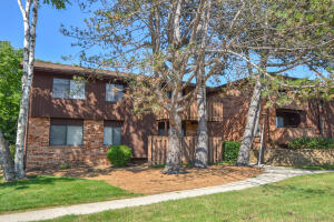 Brantwood 7001 N Green Bay Ave C in Glendale wi. List Price: $164,990