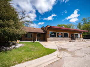41  Main St in Kekoskee wi. List Price: $699,900