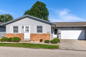 Woodbridge Condominium Assoc 3450  Woodbridge Ct  in La Crosse wi. List Price: $252,500