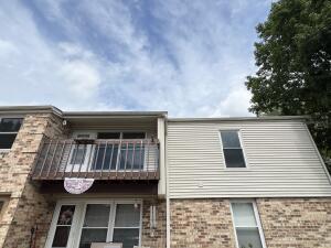 Lakewood N114W16680  Crown Dr 6 in Germantown wi. List Price: $149,500