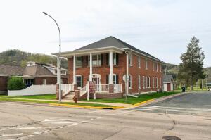 113  Central Ave in Coon Valley wi. List Price: $799,900