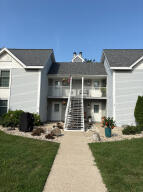 Foxwoos Isle 300  Foxwood Dr 158 in Waterford wi. List Price: $269,900