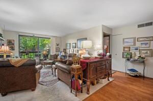 Villa Du Cour 3635 N Tucker Pl 206 in Milwaukee wi. List Price: $129,900