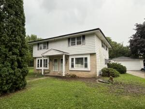 6007 N 109th St in Milwaukee wi. List Price: $299,900