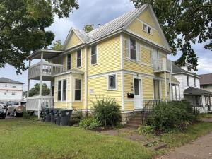 1130  Vine St in La Crosse wi. List Price: $339,000