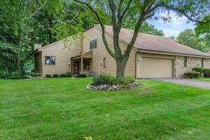 Danell N80W13423  River Park Dr  in Menomonee Falls wi. List Price: $425,000