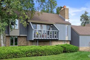 Wind Meadows 1  Deepwood Ct C-1 in Wind Point wi. List Price: $349,900