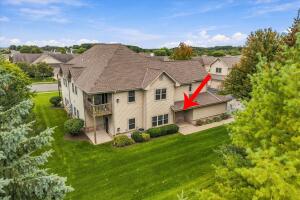hunters ridge 2170  Seminole St  in Grafton wi. List Price: $285,000