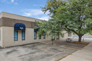 3437-3439  East Ave in La Crosse wi. List Price: $9