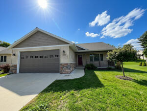 Springtime Ridge Condominiums 4023  Spring Ct  in Sheboygan wi. List Price: $389,900
