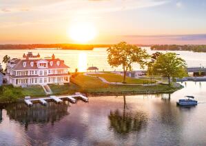 Lavinia by the Lakes 503 N Lake Rd 4 in Oconomowoc wi. List Price: $3,091,000