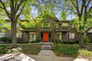 Village Estates 399 N Main St F in Thiensville wi. List Price: $289,900