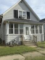 1002  43rd St in Kenosha wi. List Price: $179,900