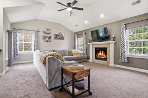 Arbor Pointe 481  Cedar Ct  in Slinger wi. List Price: $284,900