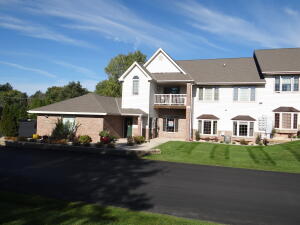 Beechnut Woods 803  Cheyenne Ave A in Grafton wi. List Price: $298,000