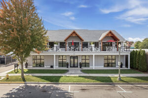 252  Center St in Lake Geneva wi. List Price: $3,900,000