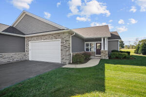 Green Bay Trails 6727  105 St  in Pleasant Prairie wi. List Price: $469,900
