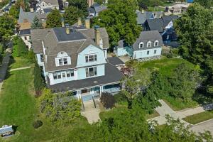 116  10th St in Racine wi. List Price: $850,000