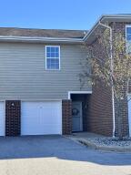 Meadowlands 6672  102nd St CC in Pleasant Prairie wi. List Price: $275,000