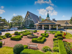 Abbey Resort 269  Fontana Blvd 1515 in Fontana wi. List Price: $119,000
