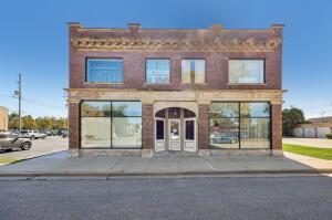 1111  55th St in Kenosha wi. List Price: $1,295