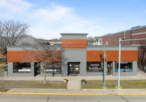 647 W Main St in Lake Geneva wi. List Price: $695