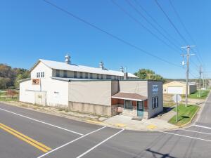 504 W Main St in La Farge wi. List Price: $129,900