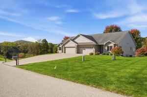 Evergreens Condominiums N3545  Evergreens Trl 51 in Medary wi. List Price: $430,000