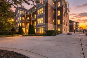 The Landing at Park Shore 4120 S Lake Dr 453 in Saint Francis wi. List Price: $259,000