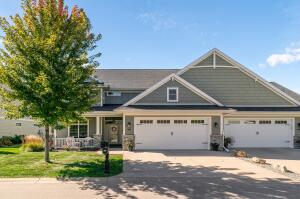 PETTIBONE POINTE 615  Pettibone Pointe Way  in La Crosse wi. List Price: $920,000