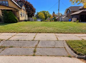 1217 N 15th  St in Sheboygan wi. List Price: $17,500