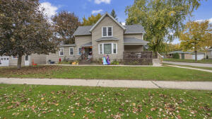 534  Vermont St in Fond Du Lac wi. List Price: $249,900