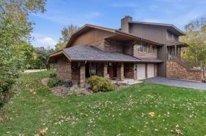 Aspen Heights 1120  Aspen Ct A in Kohler wi. List Price: $515,000