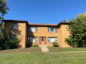 2028 W Van Beck Way in Milwaukee wi. List Price: $449,900