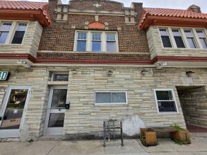 3421 W State St in Milwaukee wi. List Price: $275