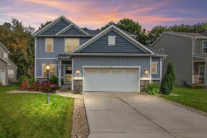 Paradise Trails 516  Wild Oak Rd Lt32 in Hartland wi. List Price: $599,900