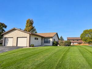 Whitnall Park Square 10328 W Parkwood Dr  in Franklin wi. List Price: $284,900