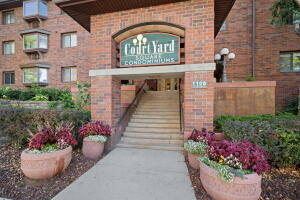 Courtyard Square 1108 N Milwaukee St 358 in Milwaukee wi. List Price: $225,000