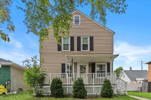3513 S 31st St in Milwaukee wi. List Price: $319,900