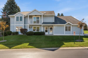 Barrington Village 621  Barrington Ct B in West Bend wi. List Price: $225,000