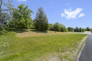 Lt23  Stonebank Highlands  - in Lac La Belle wi. List Price: $170,000